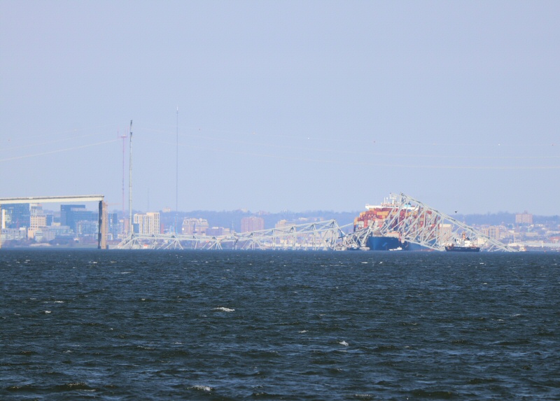 The cargo ship Dali and the broken bridge